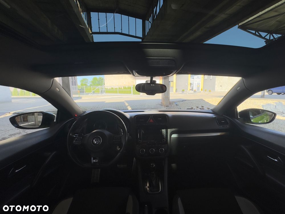 Volkswagen Scirocco 2.0 TSI R DSG - 16