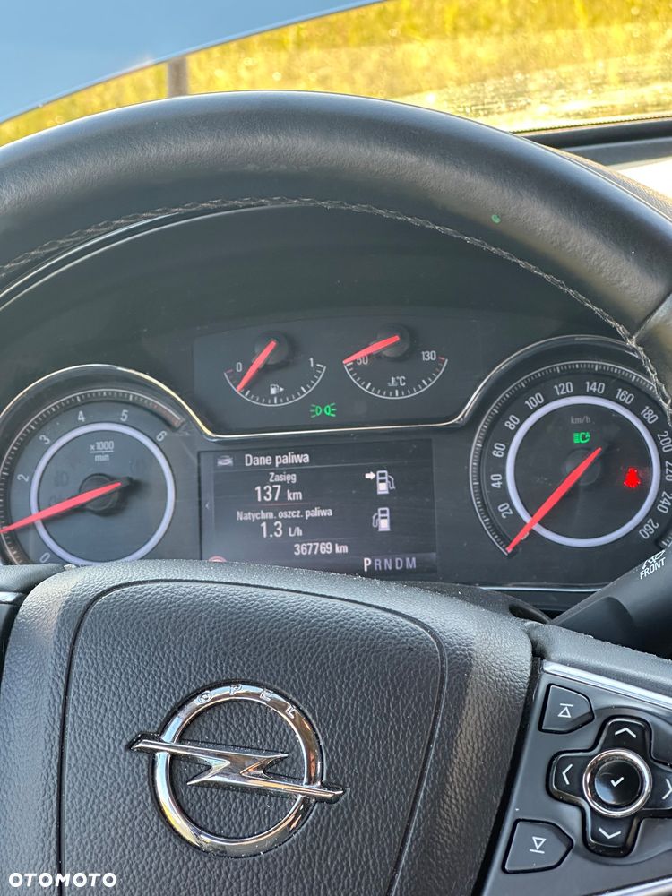 Opel Insignia 2.0 CDTI - 11