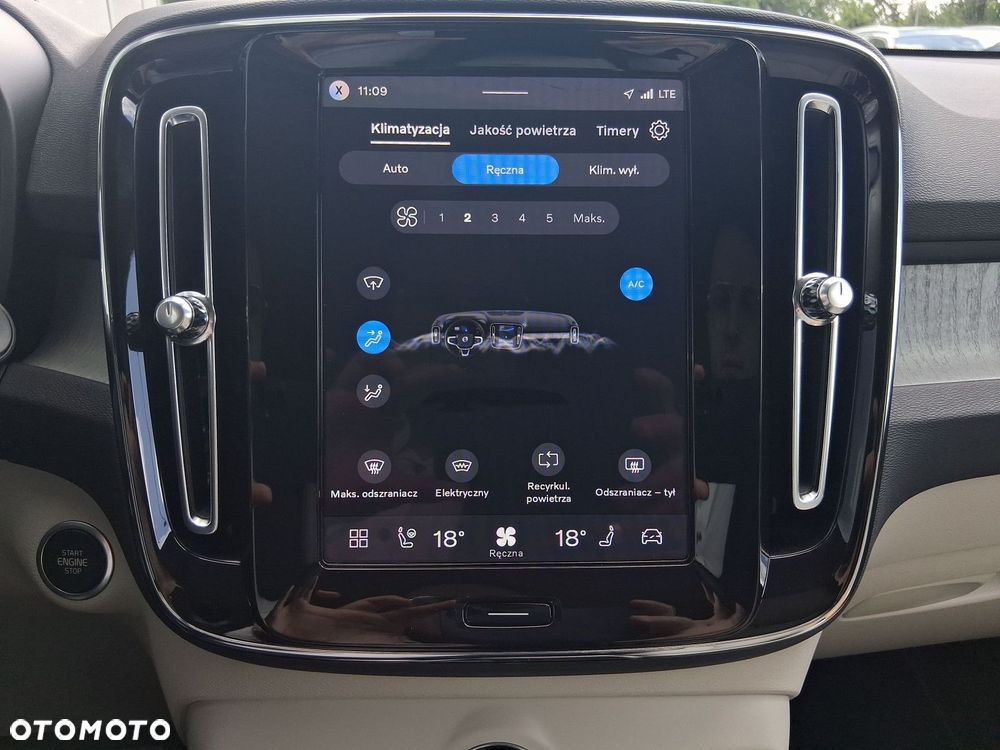 Volvo XC 40 - 23