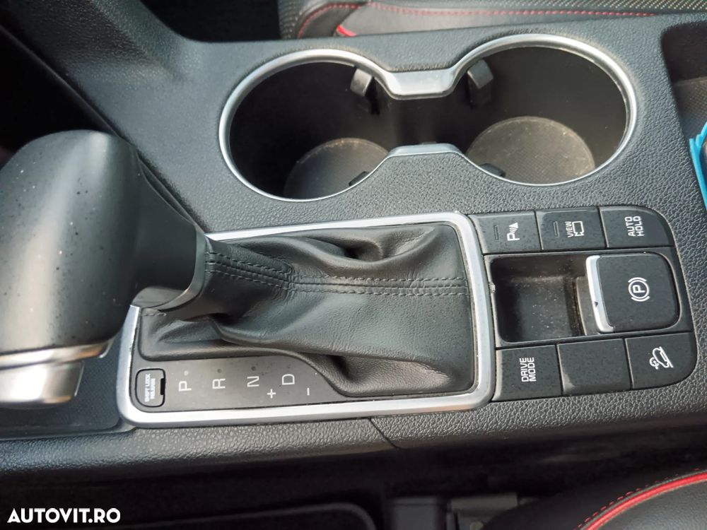 Kia Sportage 1.6 CRDI AWD DCT GT LINE - 13