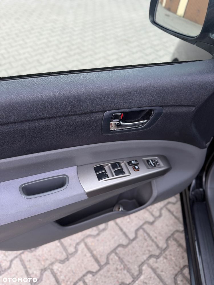 Toyota Prius 1.5 VVT-i Prestige - 10