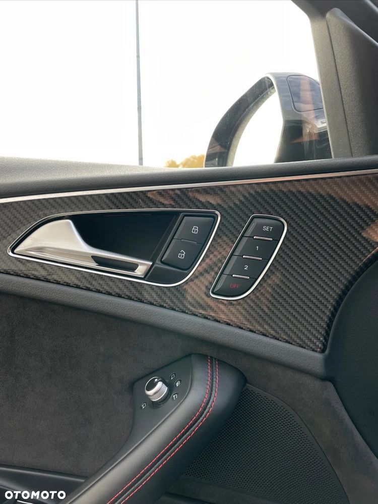 Audi RS6 Avant - 21