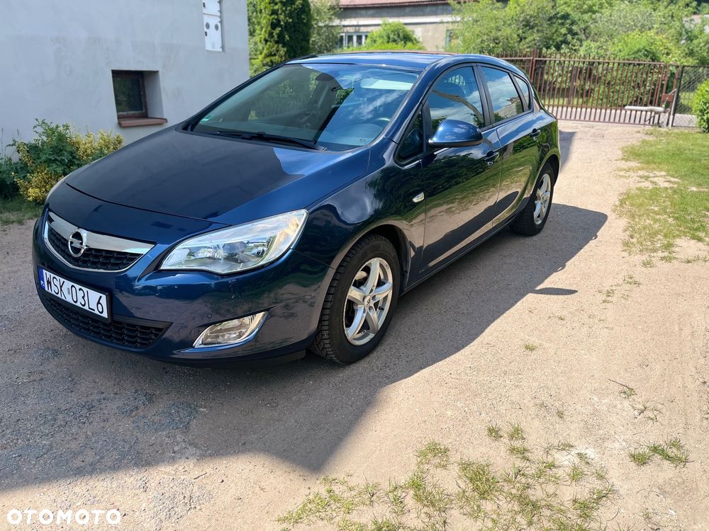 Opel Astra 1.6 Design Edition - 3