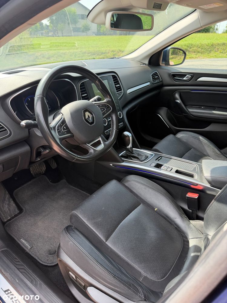 Renault Megane ENERGY TCe 140 EDC BOSE EDITION - 6