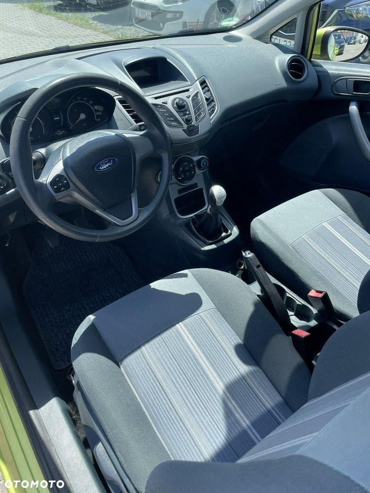 Ford Fiesta - 9