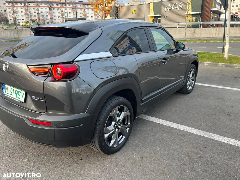 Mazda MX-30 e-SKYACTIV - 6