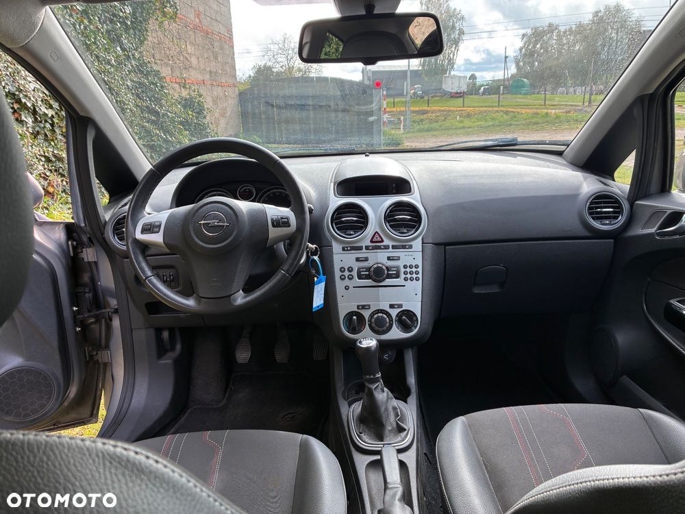 Opel Corsa - 11