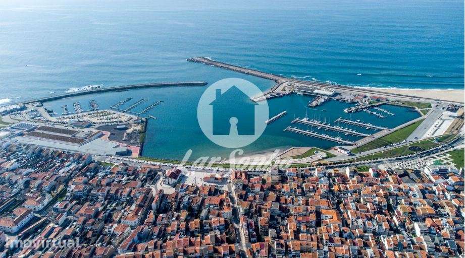 Apartamento T3 com Lugar de Garagem a 600 m da Estação Póvoa de Varzim