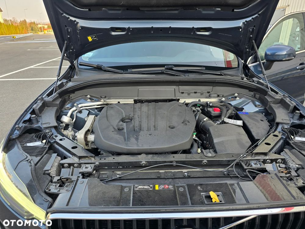 Volvo XC 60 B5 B AWD Momentum Pro - 13