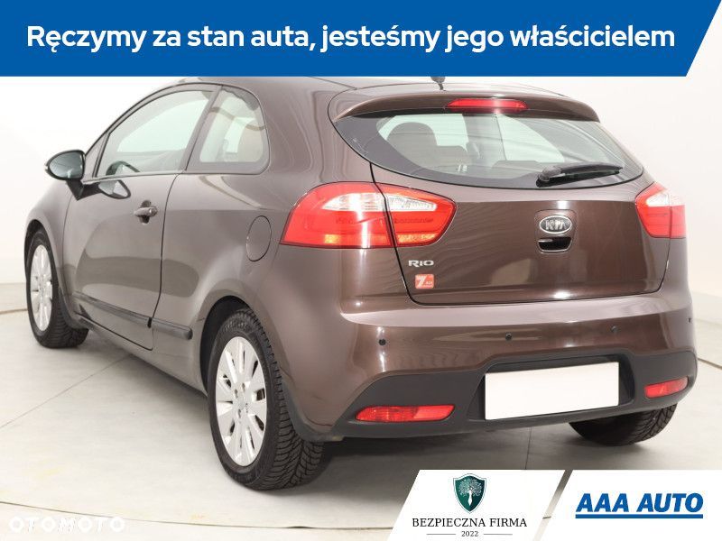 Kia Rio - 6