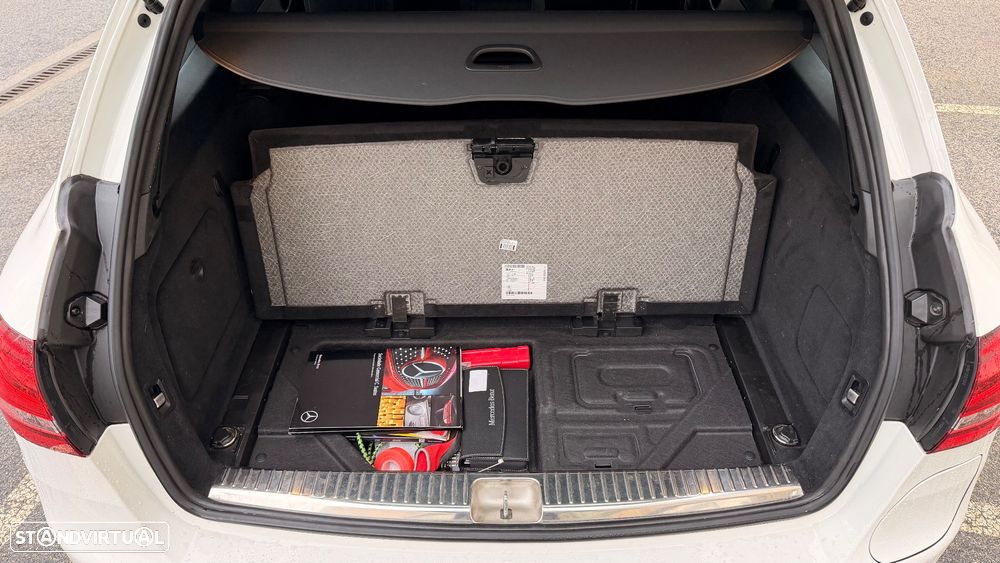 Mercedes-Benz C 300 de AMG Line - 57