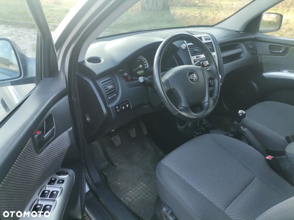 Kia Sportage 2.0 CRDi Expedition - 27