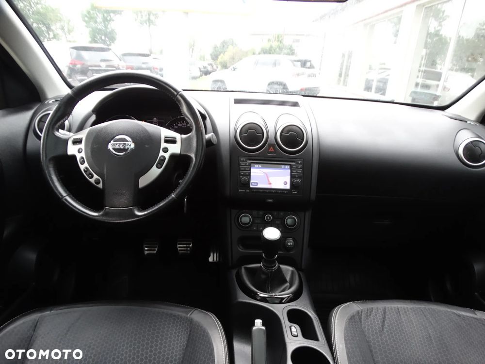 Nissan Qashqai+2 - 14