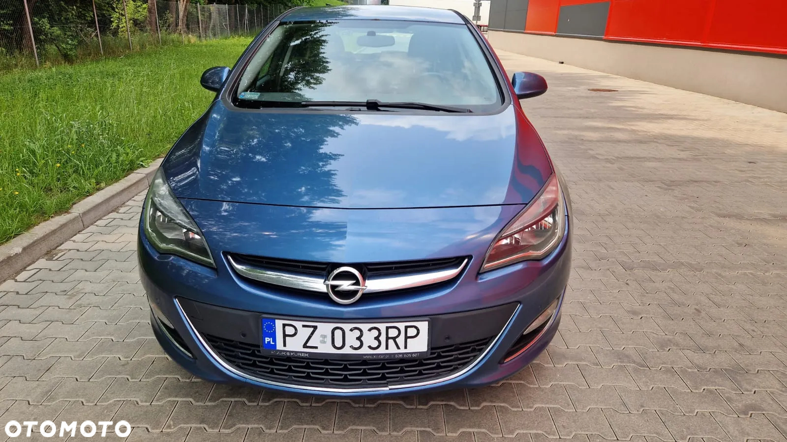 Opel Astra IV 1.4 T Cosmo - 4