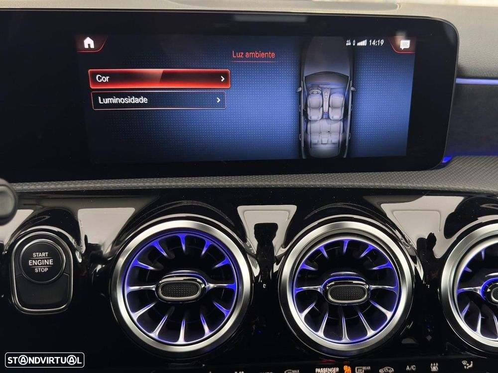 Mercedes-Benz A 250 e AMG Line - 11