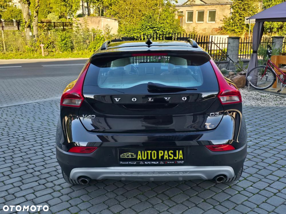 Volvo V40 Cross Country D3 - 11