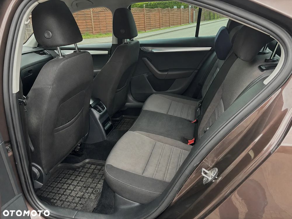 Skoda Octavia 1.4 TSI Ambition - 20