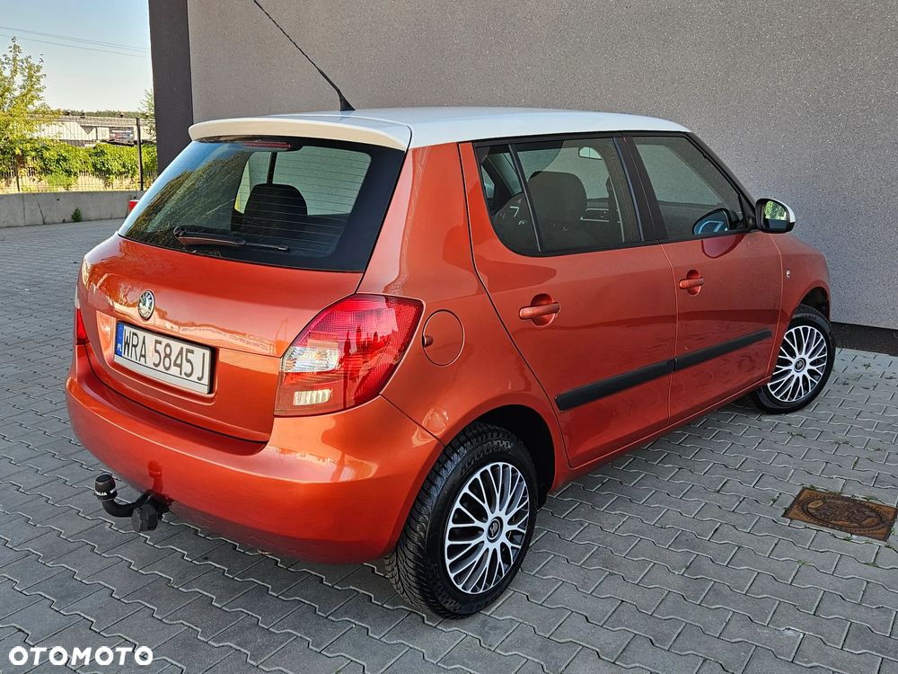 Skoda Fabia 1.2 HTP Cool Colour Edition - 22