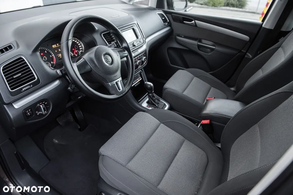 Volkswagen Sharan - 15
