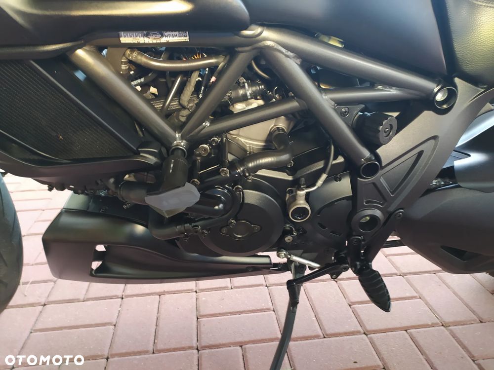 Ducati Diavel - 14