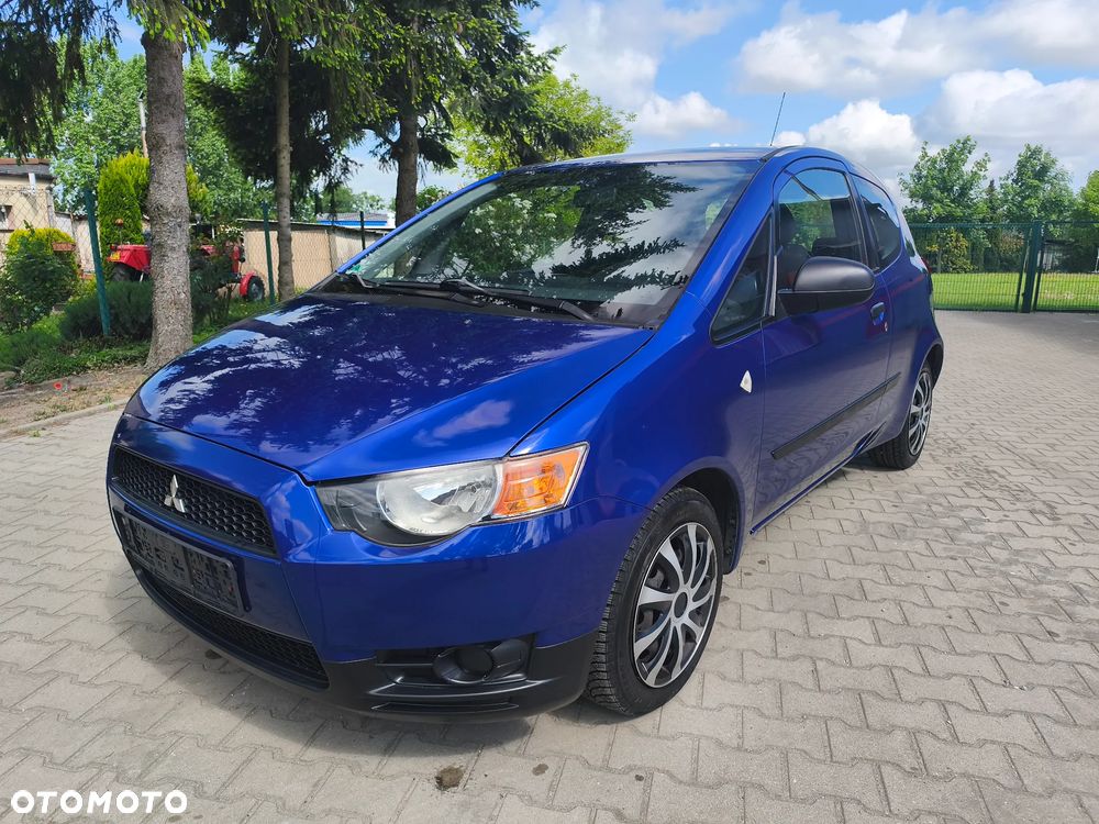 Mitsubishi Colt - 1