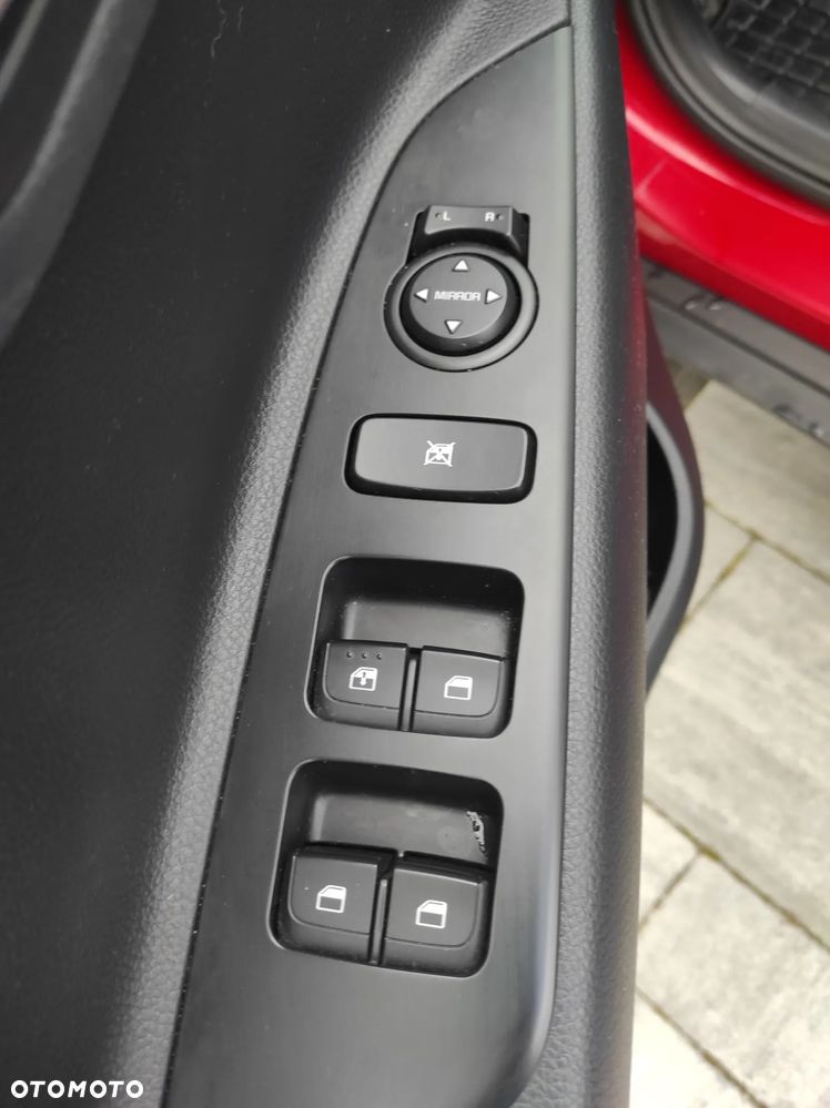 Kia Stonic 1.2 M - 12