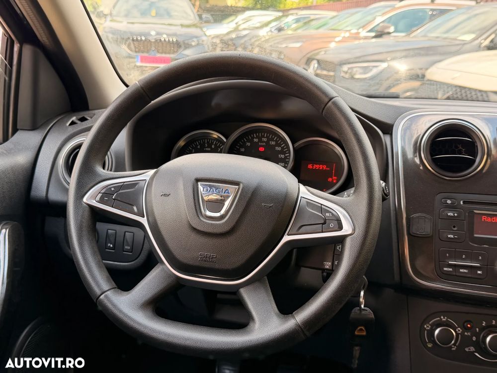 Dacia Lodgy dCi 90 Essential - 9