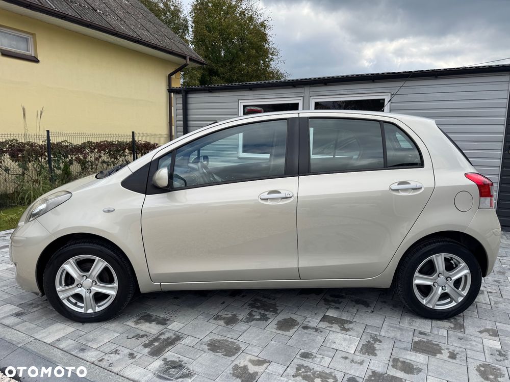 Toyota Yaris 1.33 Prestige - 10