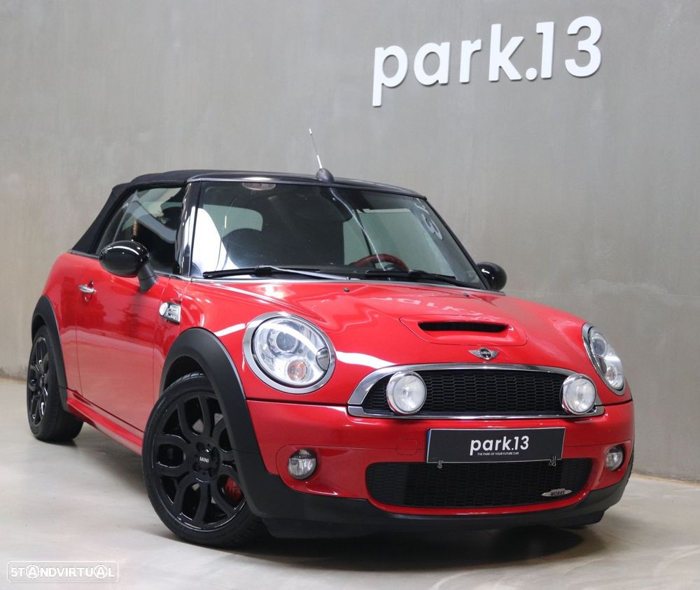 MINI Cabrio John Cooper Works - 1