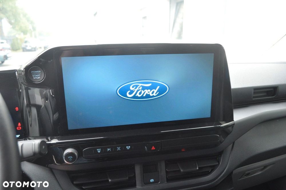 Ford Tourneo Custom 2.5 PHEV CVT 340 L2 Sport - 18