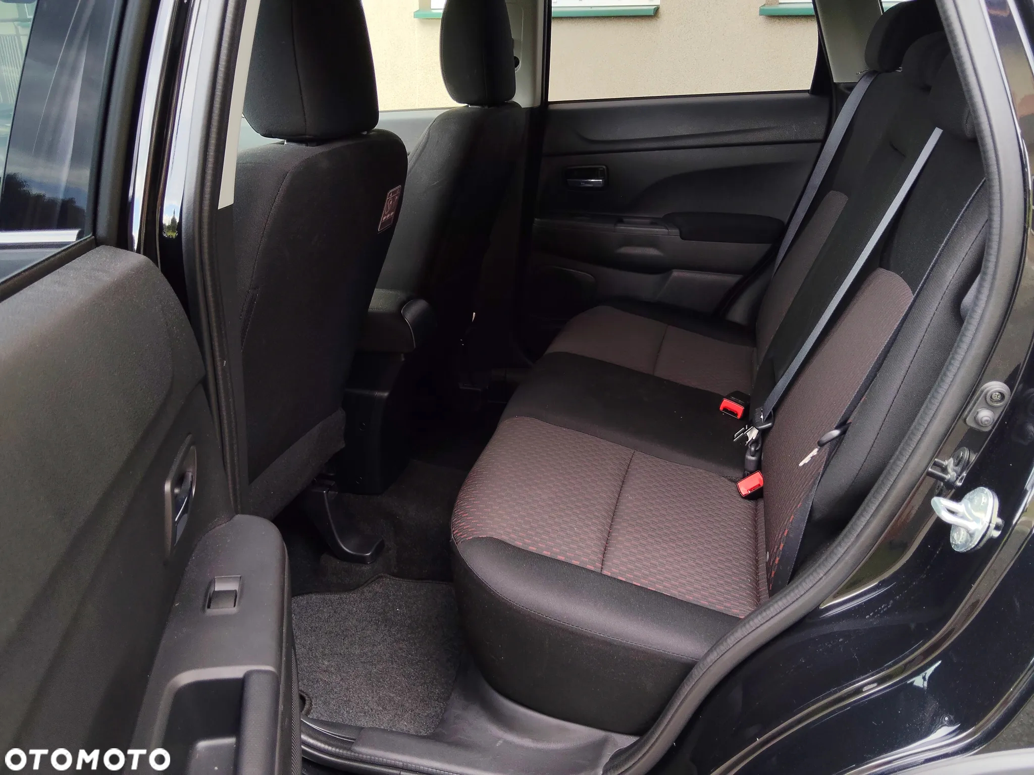 Mitsubishi ASX 1.6 Black Edition - 19