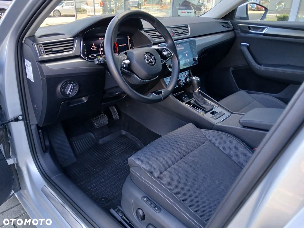 Skoda Superb 2.0 TDI SCR 4x4 Style DSG - 23
