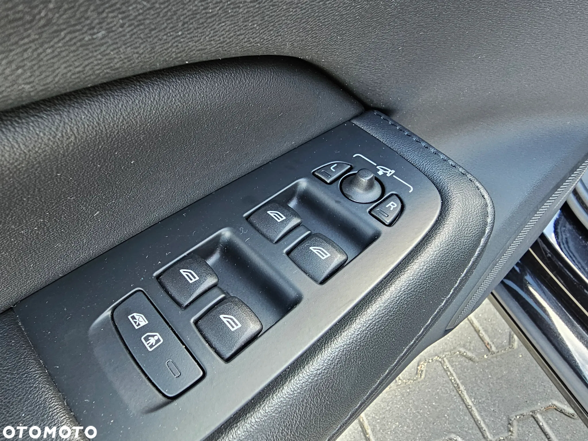 Volvo V60 B3 B Geartronic Momentum Pro - 32