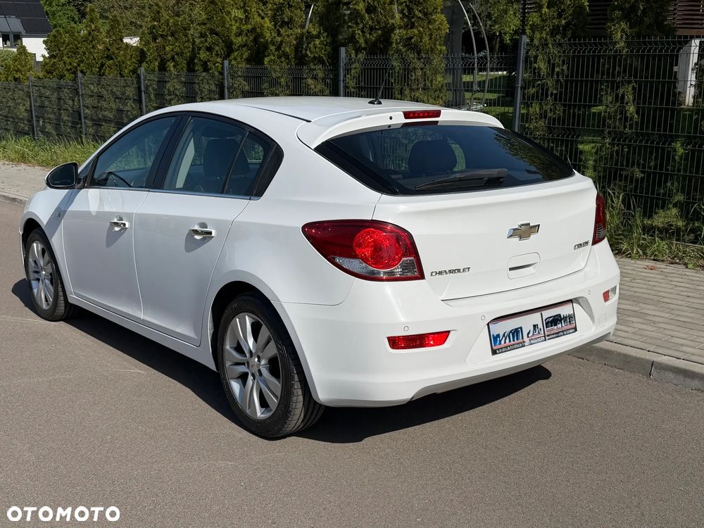 Chevrolet Cruze 1.4T LTZ+ - 8