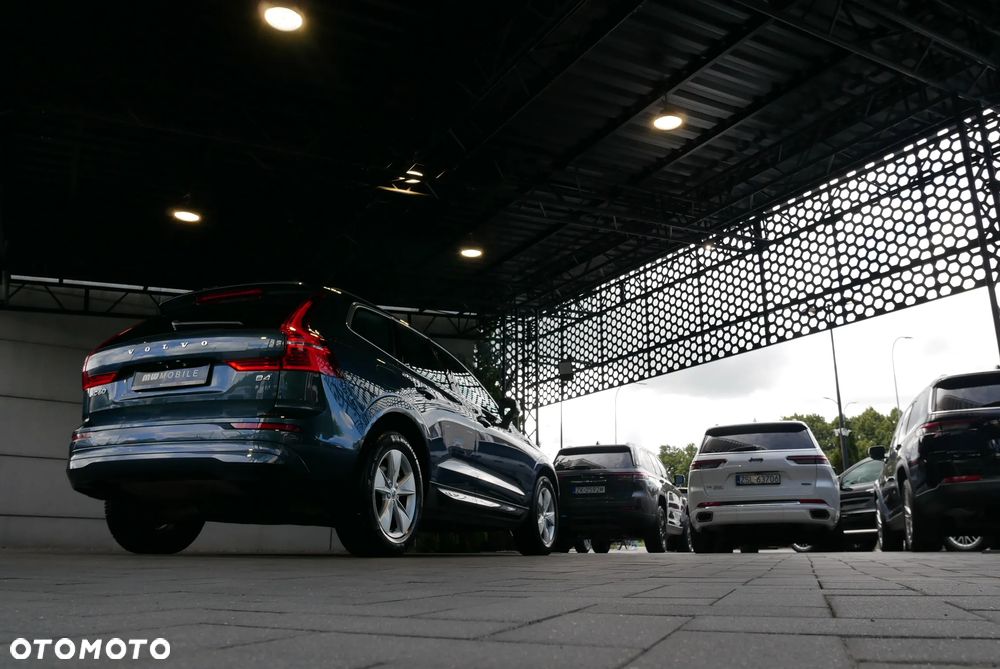 Volvo XC 60 B4 D Momentum Pro - 40