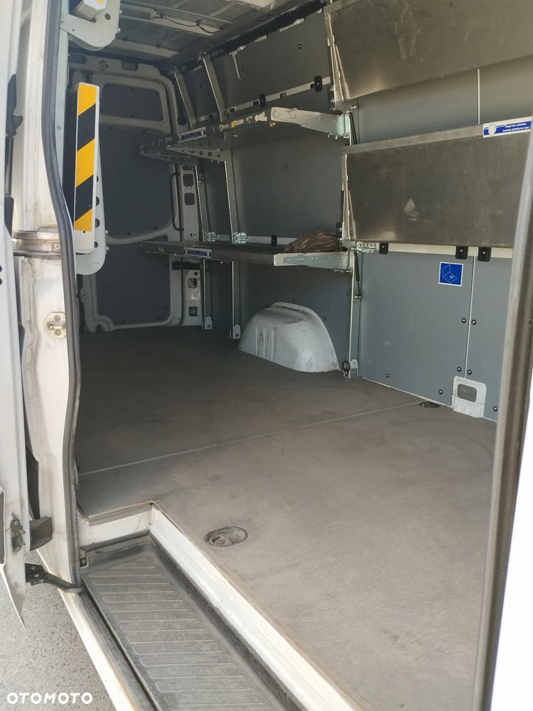 Mercedes-Benz Sprinter - 7