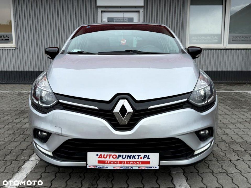 Renault Clio - 8