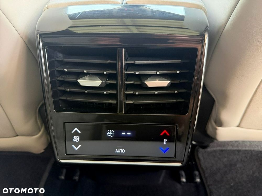 DS Automobiles DS 7 Crossback - 28