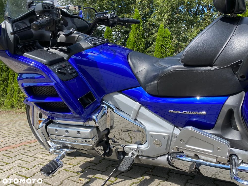 Honda GL - 9