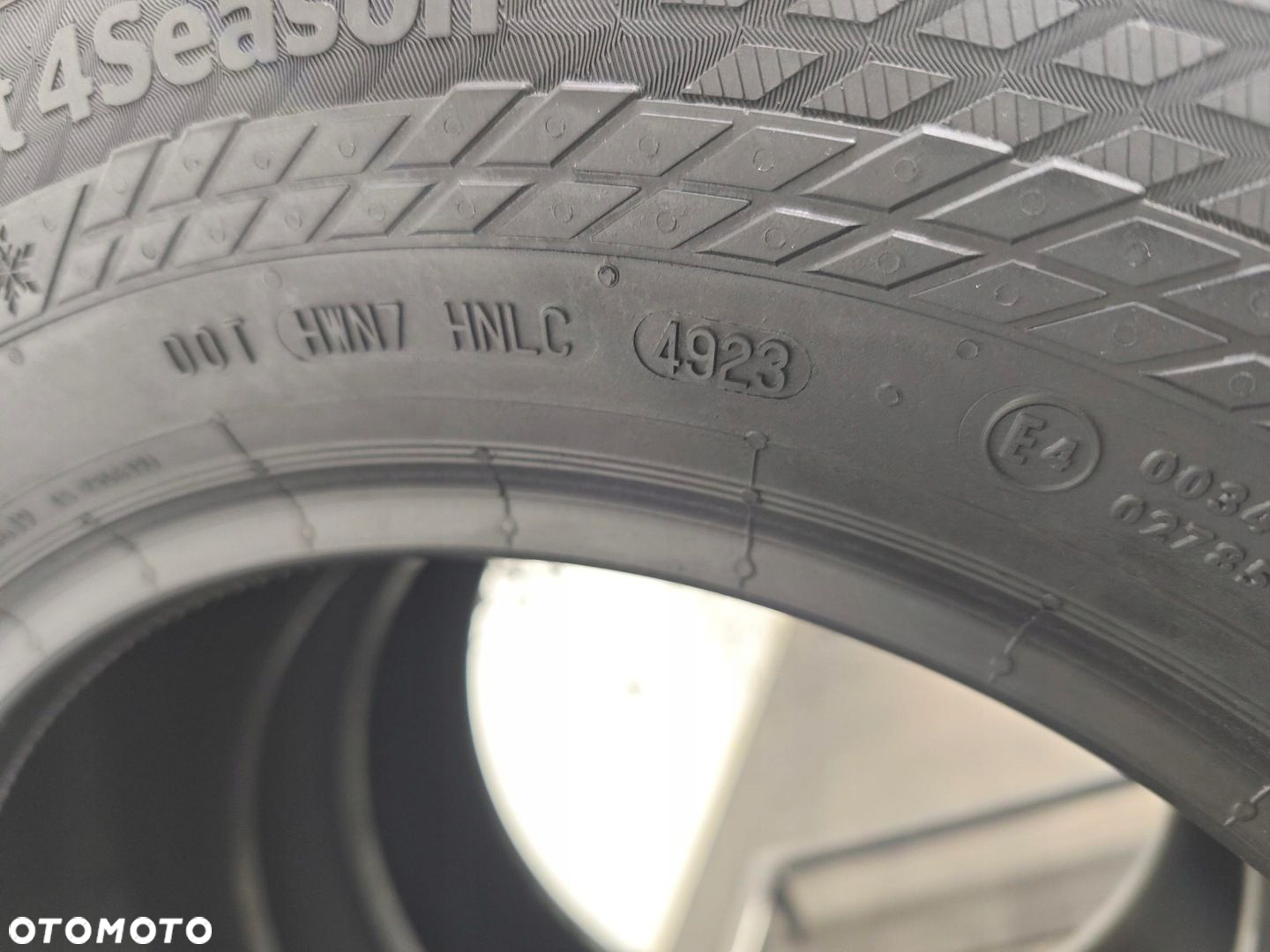 225/65r16C continental opony całoroczne 2023r 7,5mm 51263 - 5