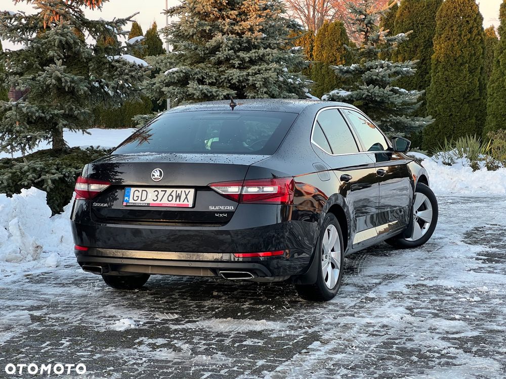 Skoda Superb 2.0 TSI 4x4 Style DSG - 8