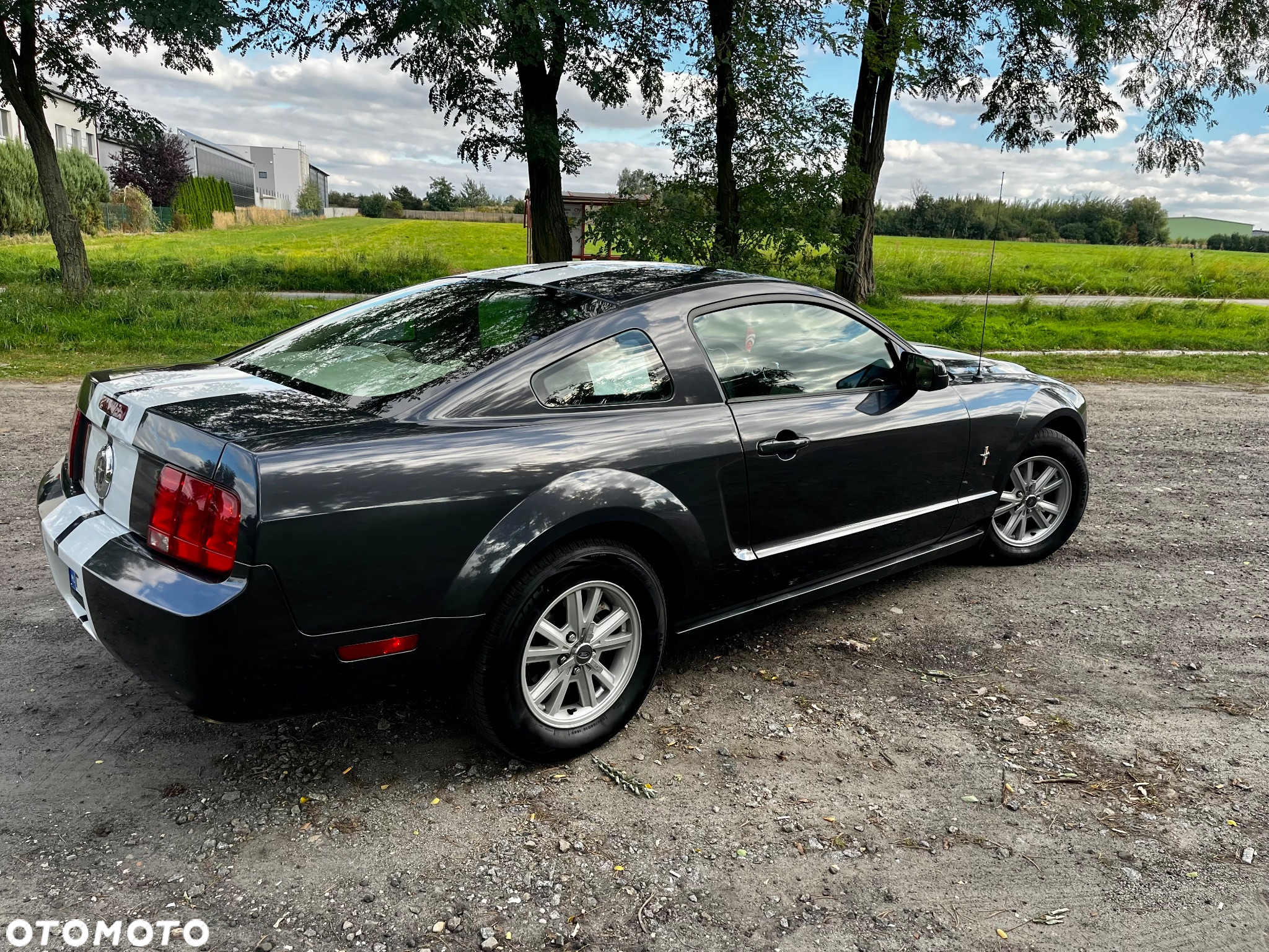 Ford Mustang 4.0 V6 - 8