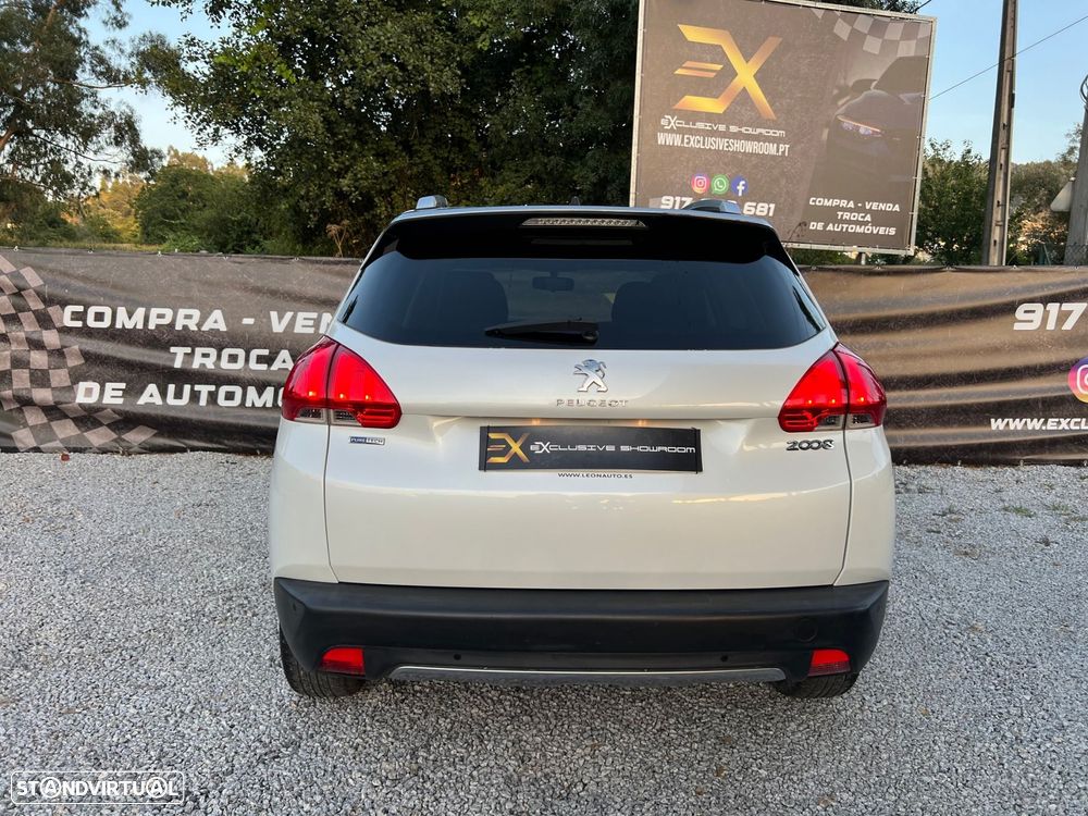 Peugeot 2008 1.2 PureTech GT Line - 5
