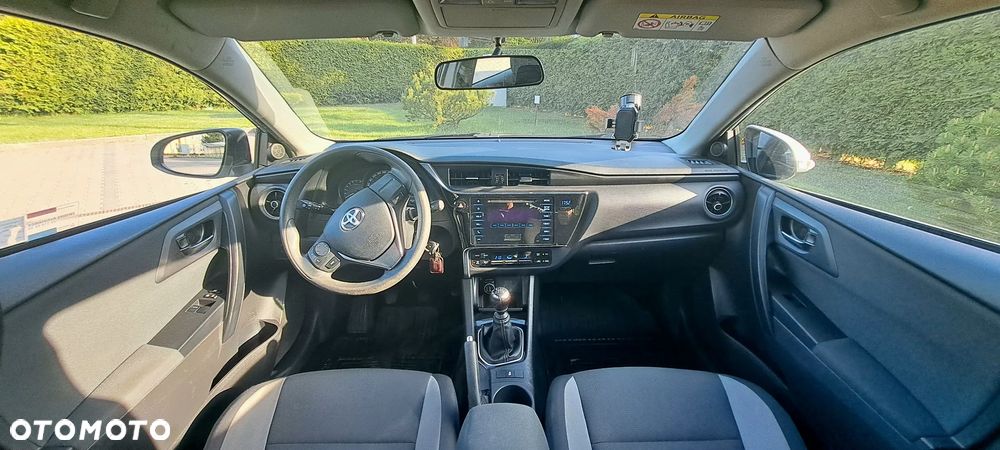Toyota Auris 1.6 Active - 18