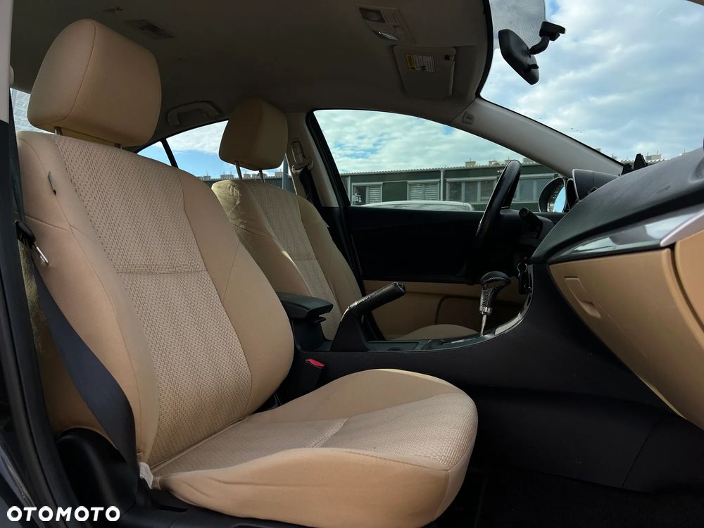 Mazda 3 - 16
