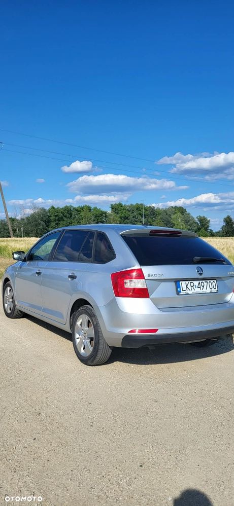 Skoda RAPID - 7