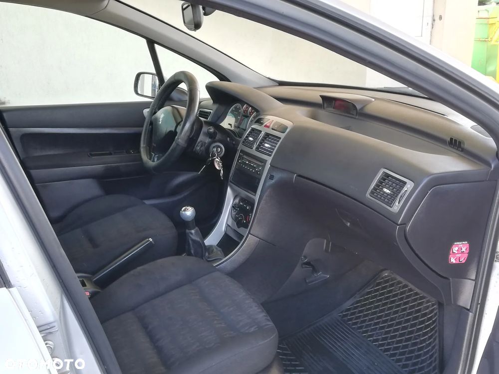 Peugeot 307 2.0 HDi Premium - 5