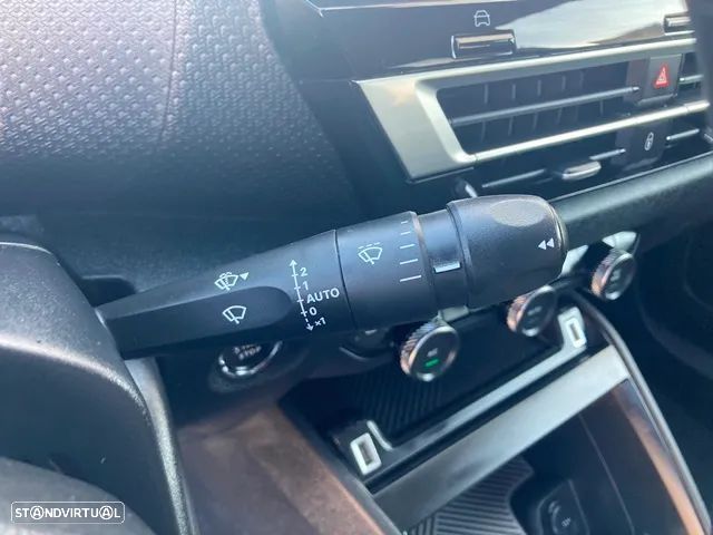 Citroën C4 PureTech 130 Stop&Start EAT8 SHINE - 21