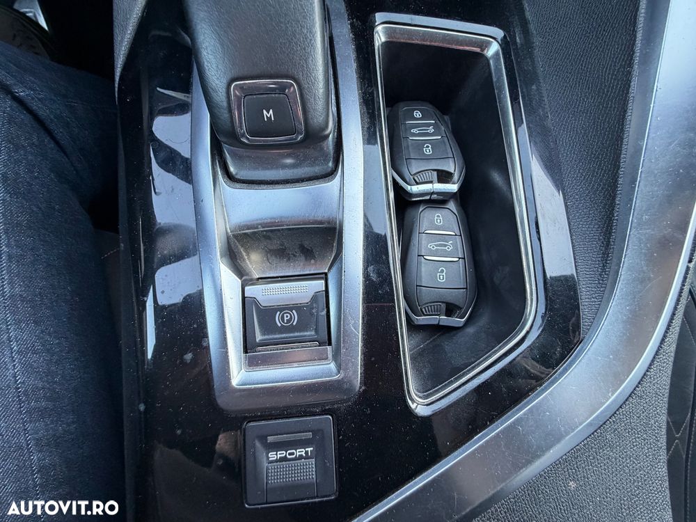 Peugeot 5008 2.0 BlueHDI s&s EAT8 GT - 10