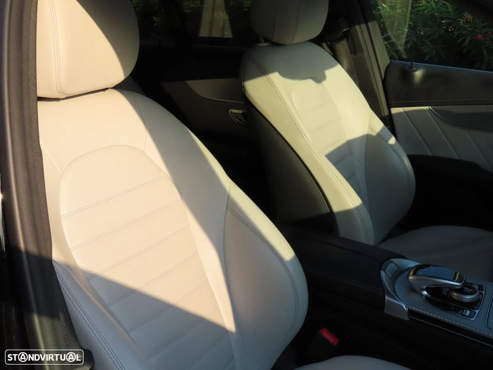 Mercedes-Benz C 300 - 37